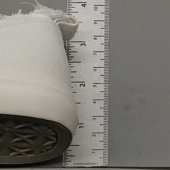 Maurices Womens Lace Up Canvas‎ Sneakers White Round Toe Fringed Edging 6.5M - Picture 7 of 10